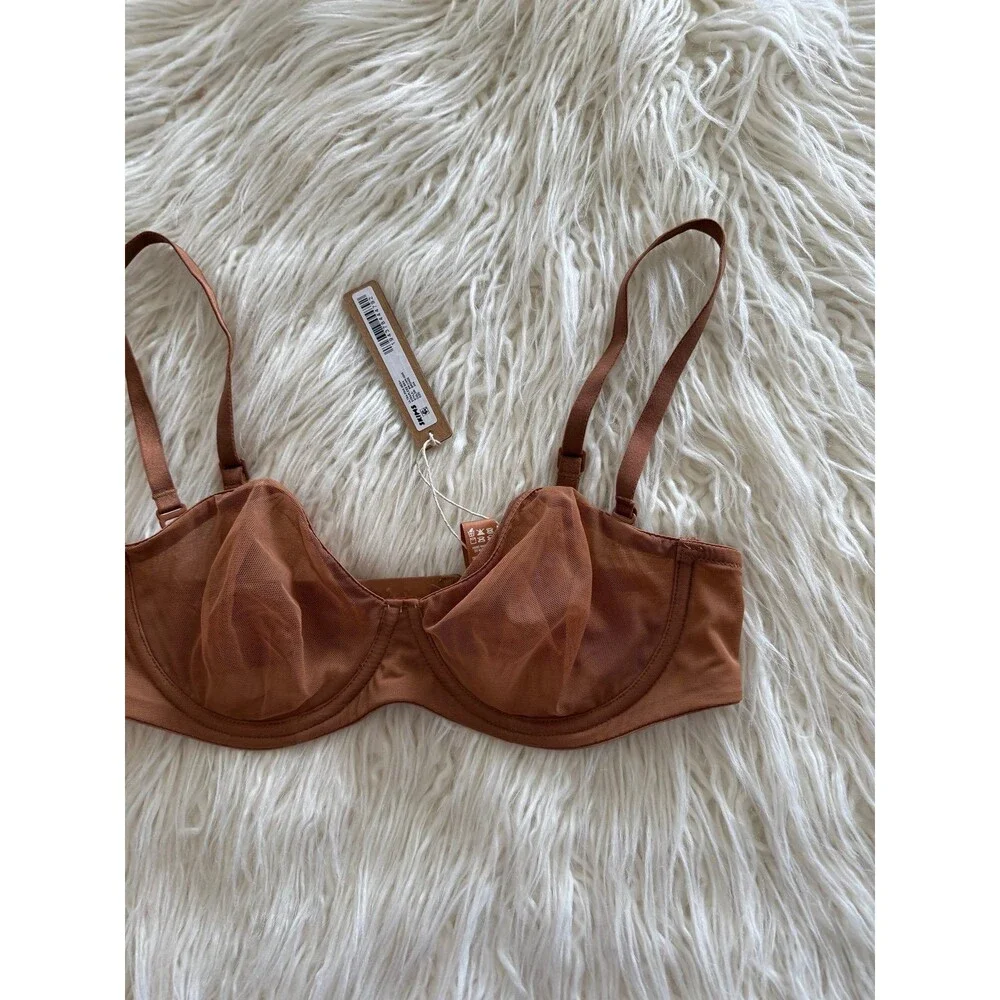 Skims Ultra Fine Mesh Strapless Bra Bronze Size 34A - Picture 4 of 7